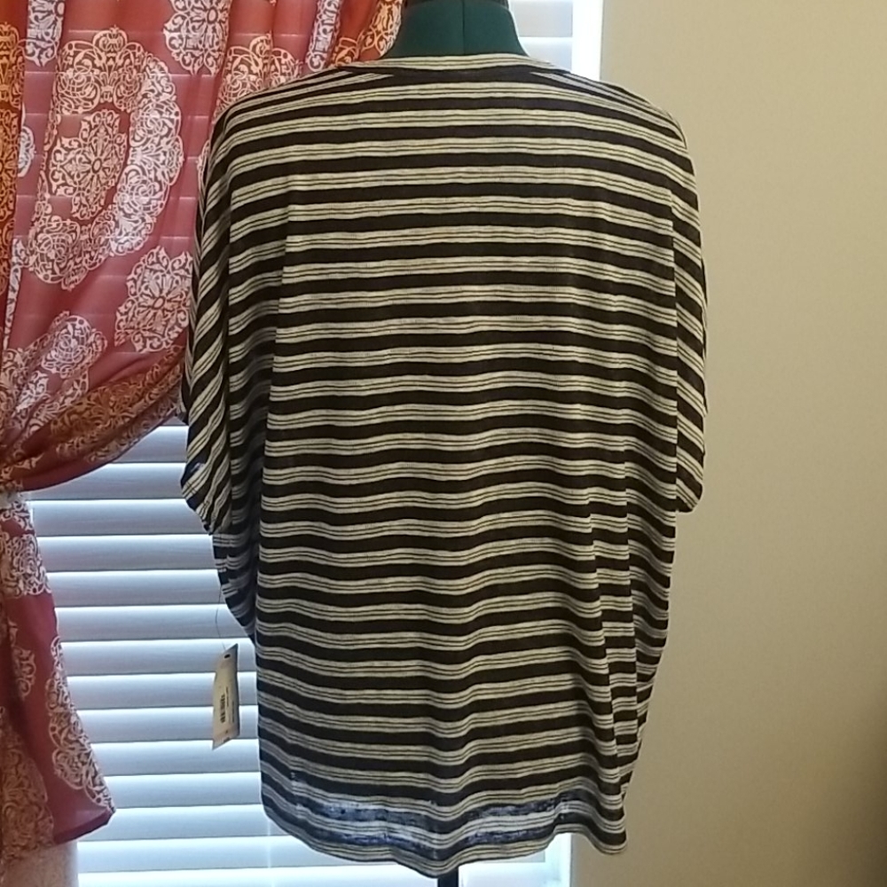 NWT a.n.a womens blouse size 2X - Picture 2 of 10